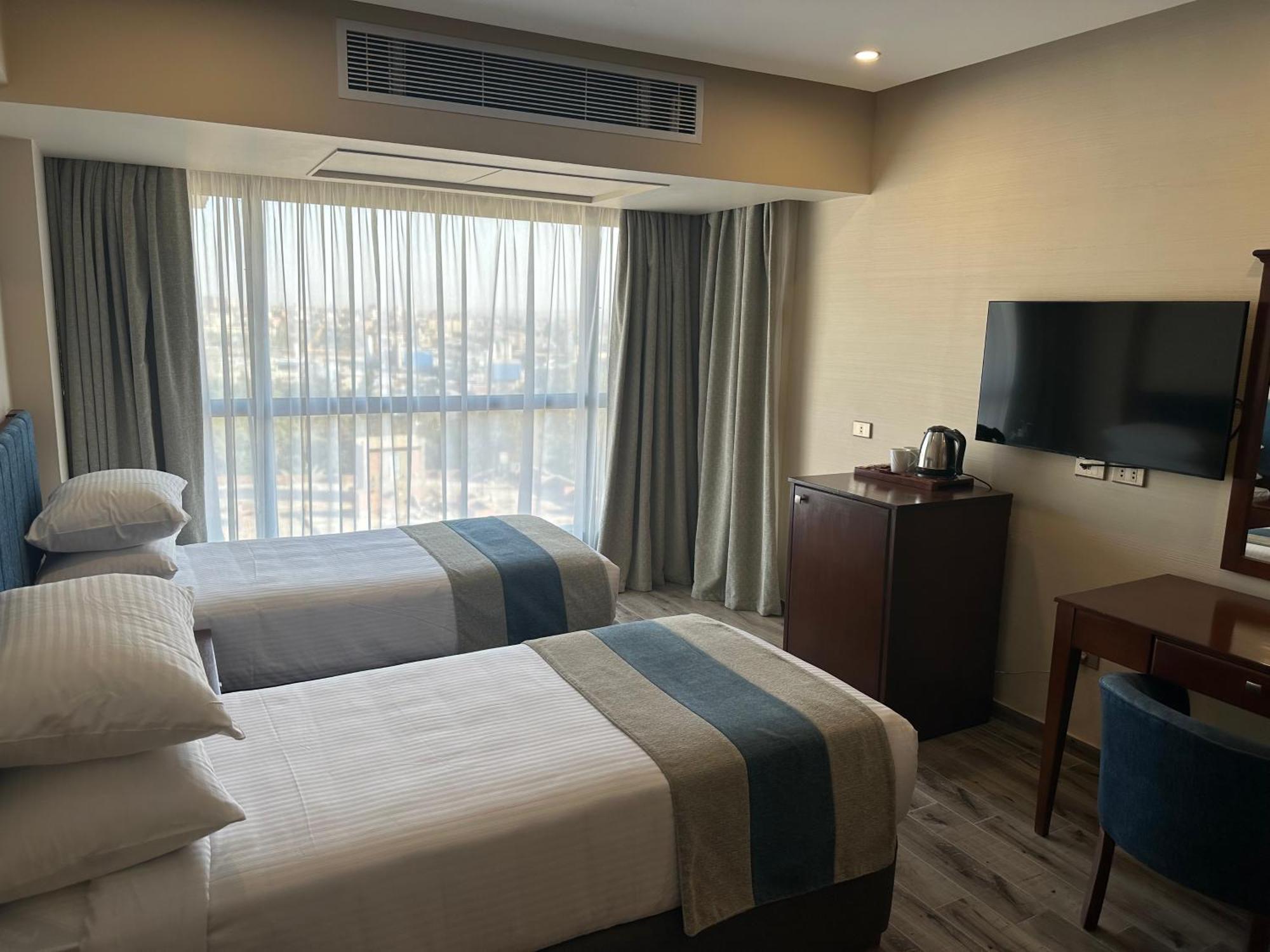 Stay Inn Pyramids Hotel Al Kawm al Akhdar エクステリア 写真